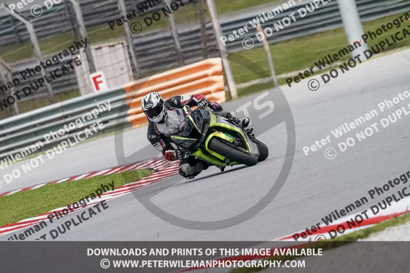 Sepang;event digital images;motorbikes;no limits;peter wileman photography;trackday;trackday digital images
